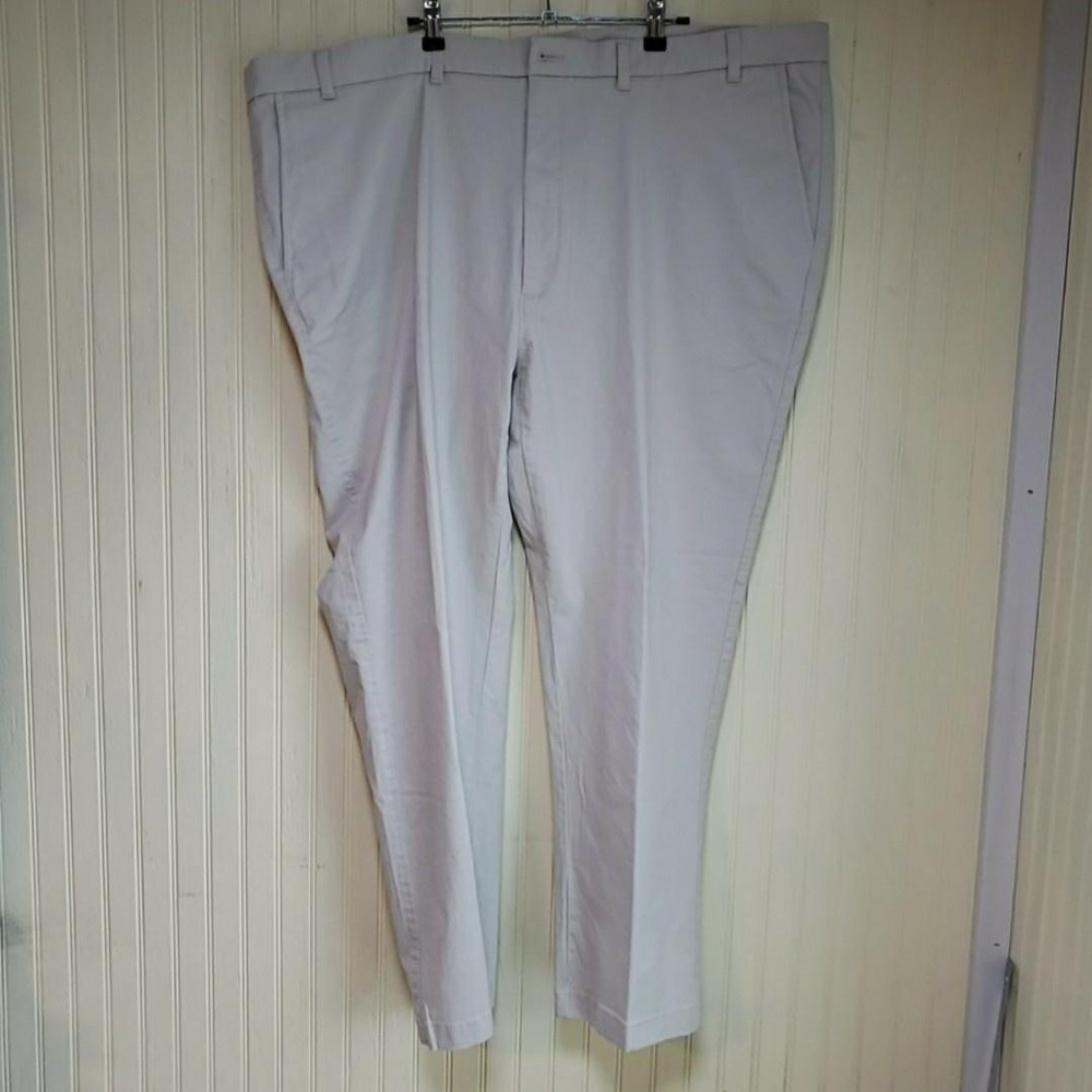 Roundtree & Yorke Casuals Pants Mens 48x29 Beige Chino Stretch Classic Fit